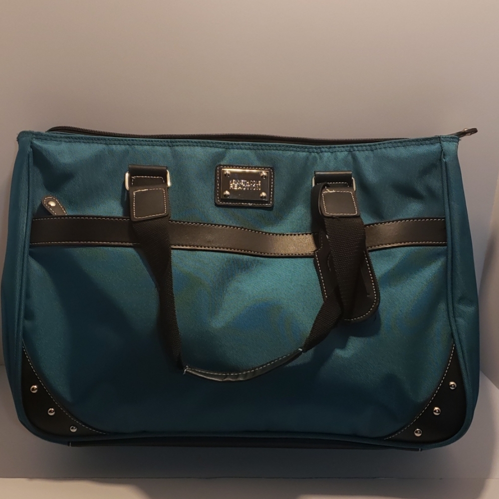 NWOT Kenneth Cole Computer Bag